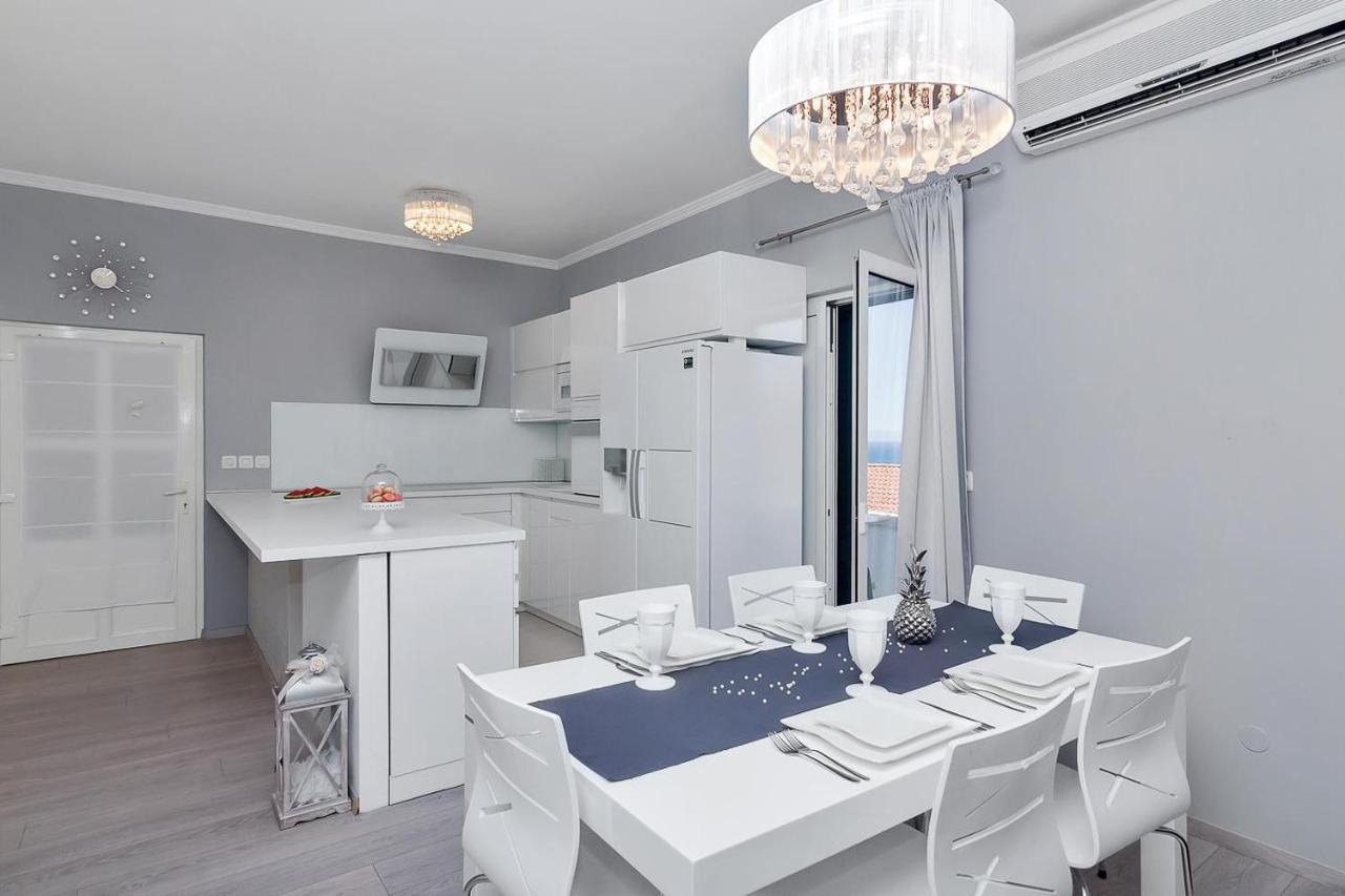 Apartments Gisela Makarska Esterno foto