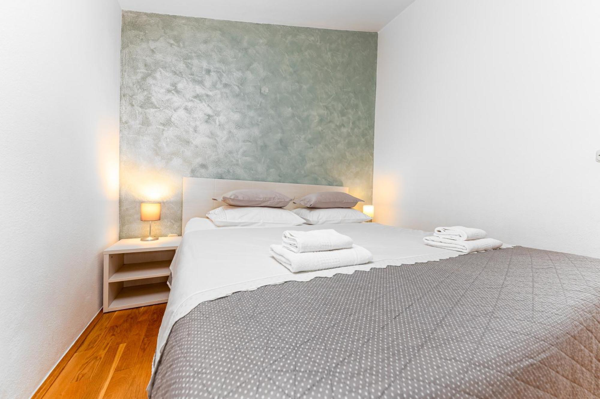 Apartments Gisela Makarska Esterno foto